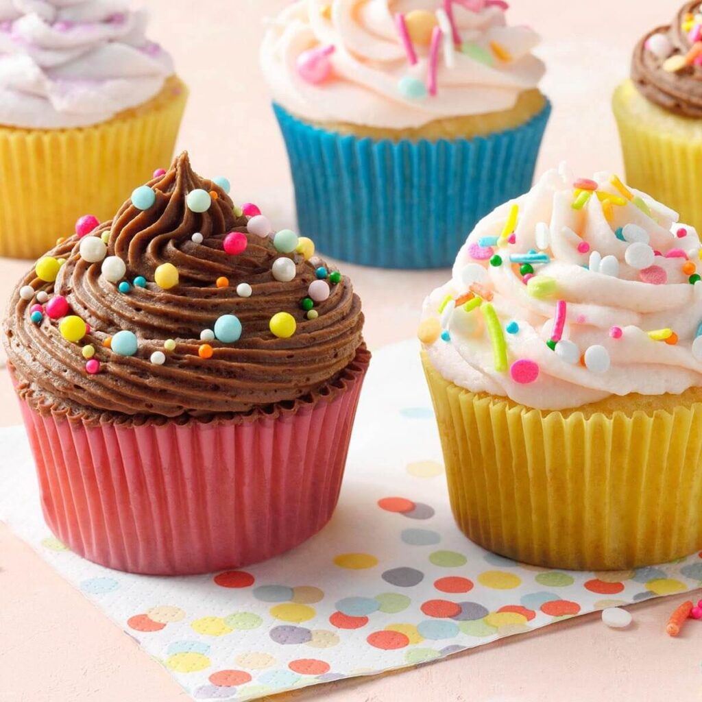 Cupcakes colorés faits à la main