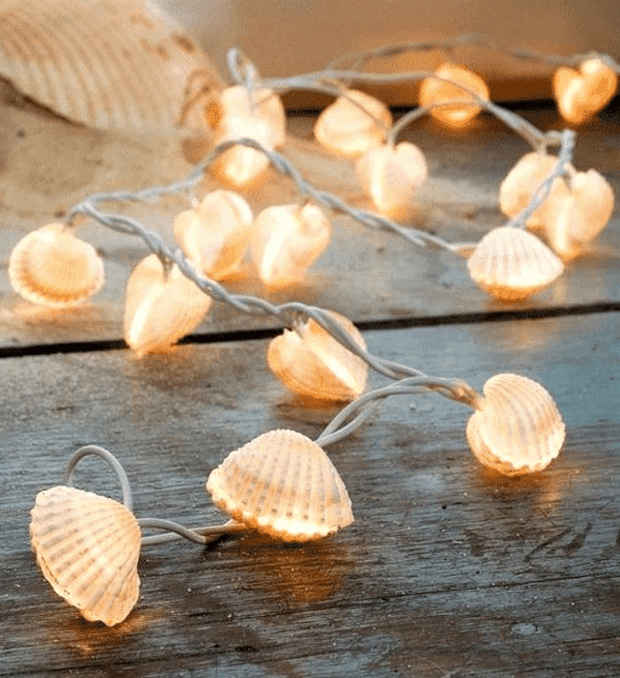 Guirlande de coquillage pour anniversaire à la plage